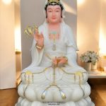 Tượng Quan Âm trắng phủ mờ cao cấp -QA-007
