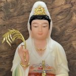 Tượng Quan Âm vẽ gấm bằng bột đá cao cấp