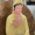 Tượng Quan Âm Thạch Anh đẹp Áo Rủ Dát Vàng Cao Cấp
