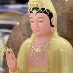 Tượng Quan Âm Thạch Anh đẹp Áo Rủ Dát Vàng Cao Cấp
